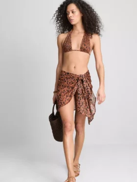 Paula Echevarría bikiniöverdel med leopardmönster och halterneck