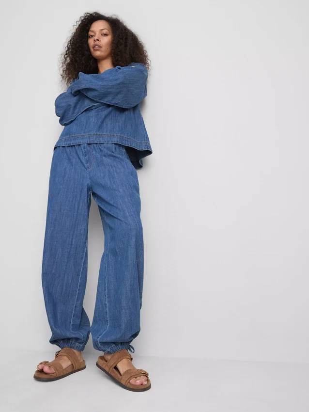 Paula Echevarría haremsbyxor i bomullsrik denim