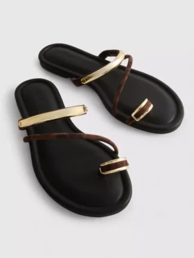Paula Echevarría sandaler med tårem
