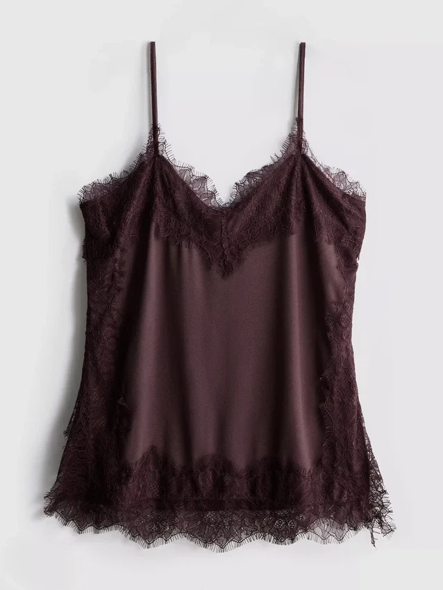 Paula Echevarría, satin-cami-top med spetskant