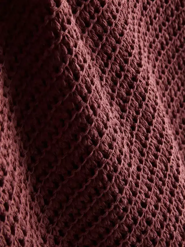Paula Echevarría stickad asymmetrisk topp
