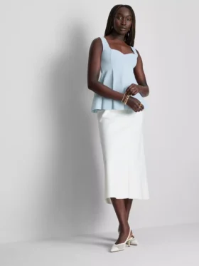 Peplum-top i crepe med hjärtformad halsringning