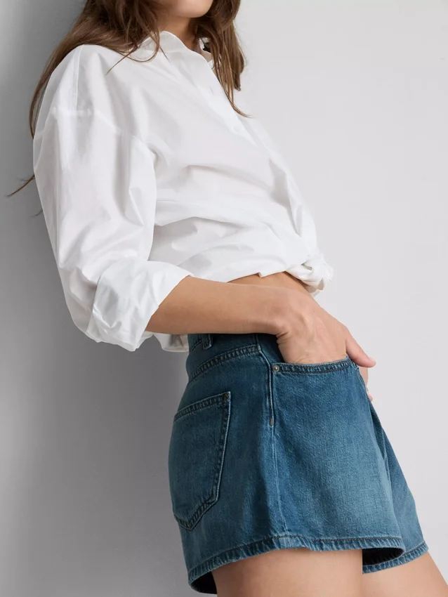 Plisserade flare-shorts i bomullsrik denim