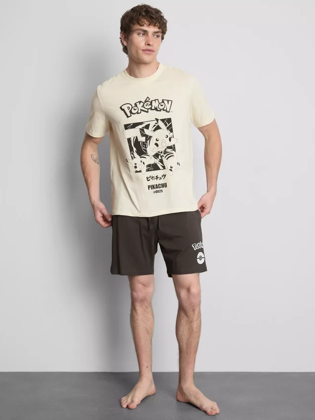 Pokémon-pyjamas med korta shorts