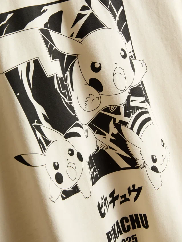 Pokémon-pyjamas med korta shorts