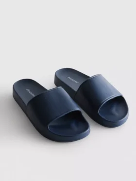 Pooltofflor med tjock sula