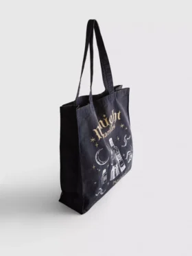 Praktisk totebag med magiskt tryck