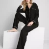 Pyjamasar i boyfriend-modell med kontrasterande kantband
