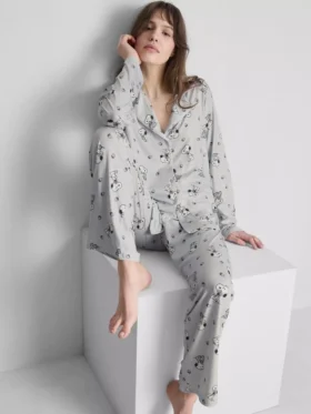 Pyjamasar i boyfriend-modell med Snoopy-motiv