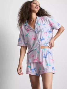 Pyjamasar i boyfriend-stil