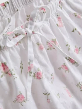 Pyjamasar i dobbybomull med blommönster