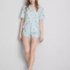 Pyjamasar i kort modell med ”Breakfast”-tryck