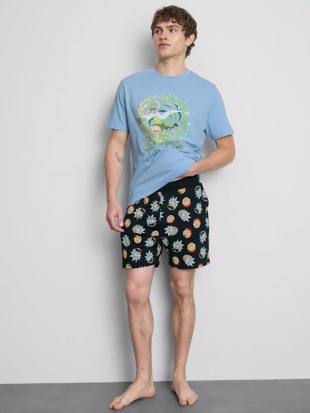 Pyjamasar i Rick and Morty-motiv