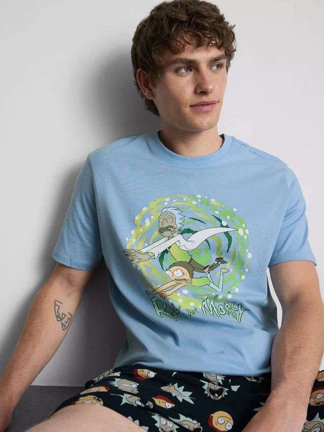 Pyjamasar i Rick and Morty-motiv