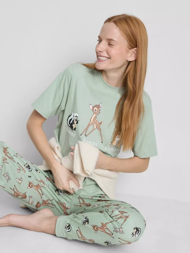 Pyjamasar med Bambi-motiv från Disney