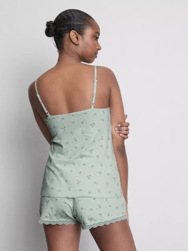 Pyjamasar med spetskant