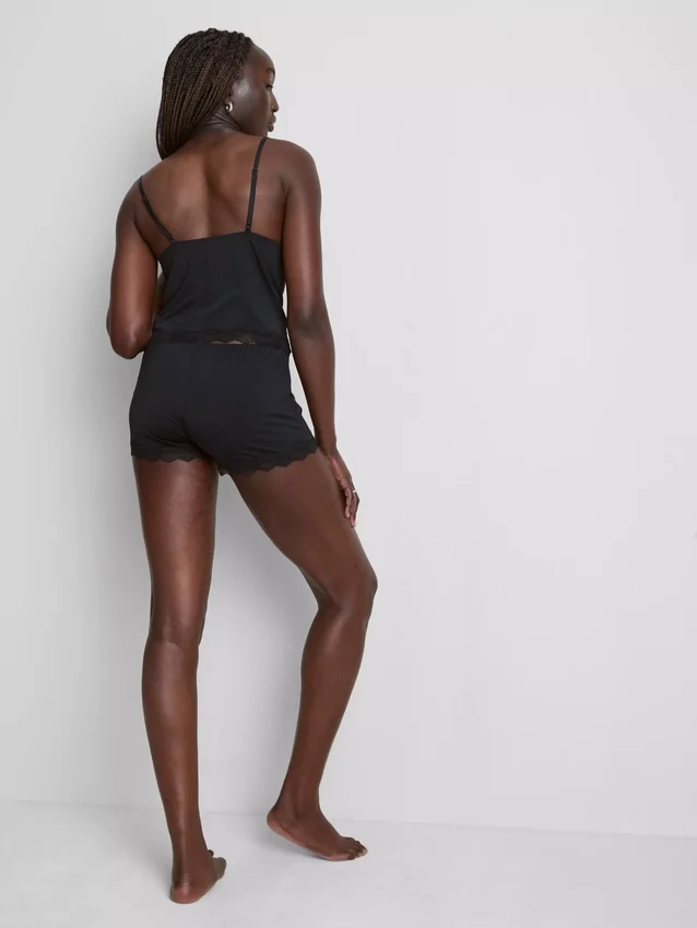 Pyjamasar-set med figursydd cami och shorts