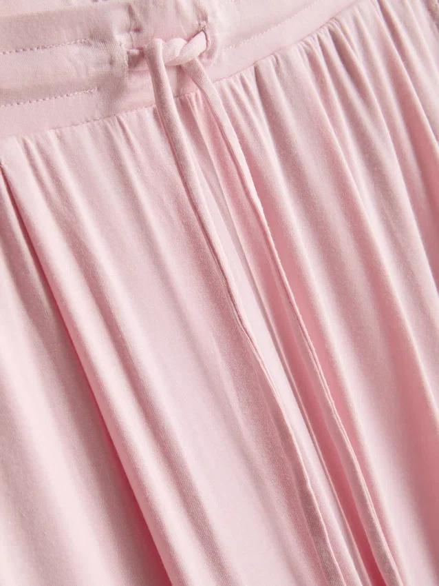 Pyjamasbyxor med avslappnad passform och hög modalhalt