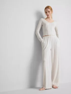 Pyjamasbyxor med blommigt pointellemönster