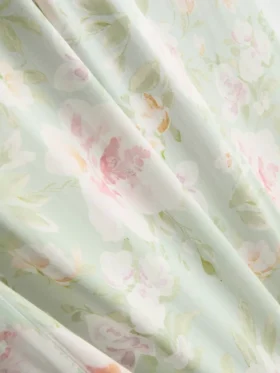 Pyjamasbyxor med blommönster och vida ben