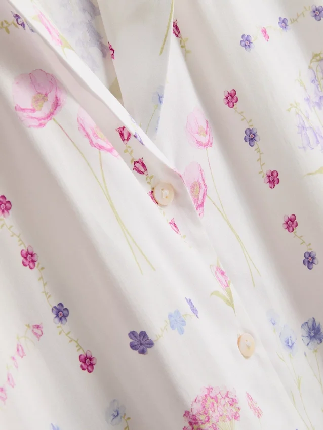 Pyjamaskjorta med korta ärmar och blommönster