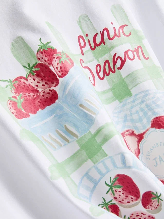 Pyjamasöverdel med grafiskt mönster
