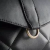 Quiltad crossbody-väska