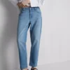 Rakskurna jeans i bomullsdenim med medelhög midja