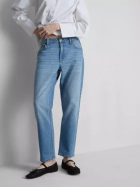 Rakskurna jeans i bomullsdenim med medelhög midja