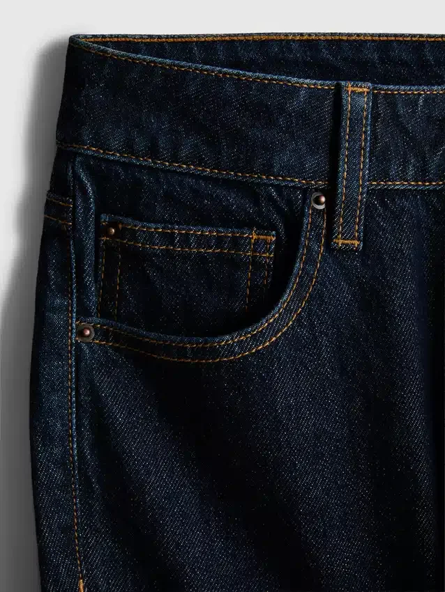 Rakskurna jeans i bomullsdenim med medelhög midja