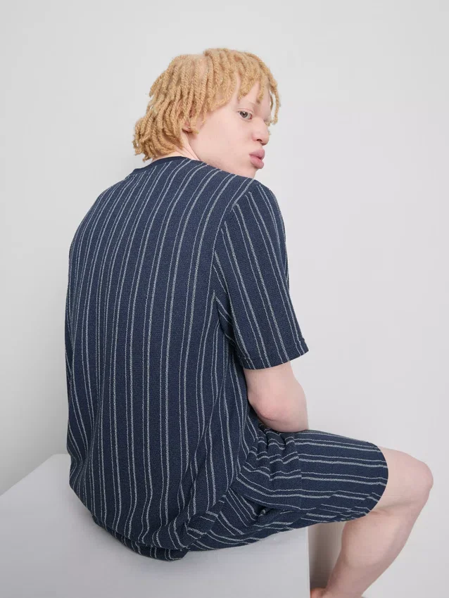 Randig pyjamasar