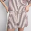 Randiga oxfordshorts med hög midja