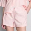 Randiga oxfordshorts med hög midja
