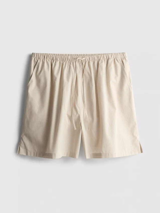 Randiga shorts i bomullspoplin