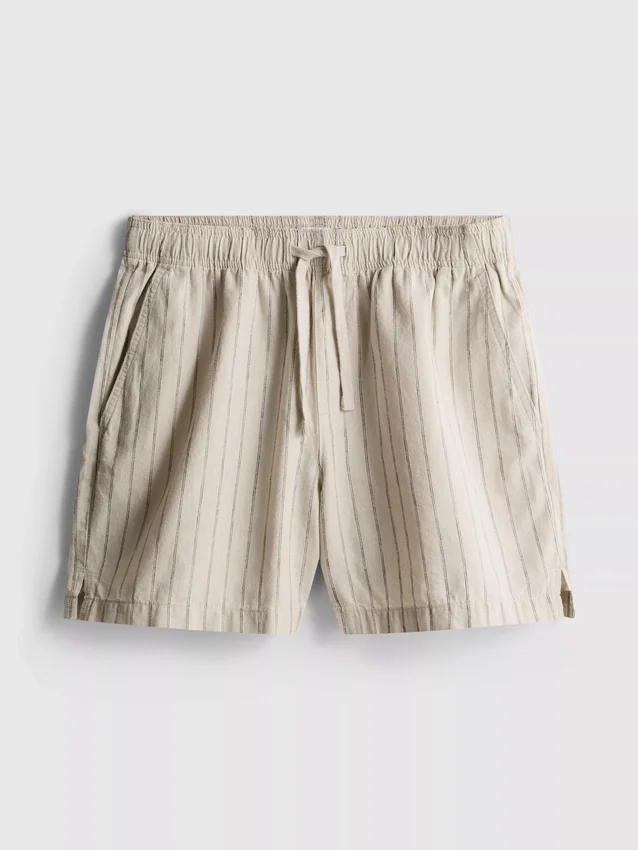 Randiga shorts i linneblandning