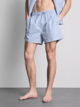 Randiga shorts med pyjamasar