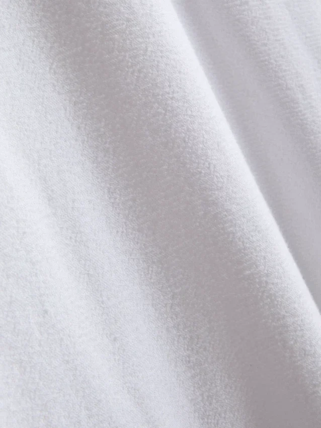 Randigt pyjamas-set med korta shorts