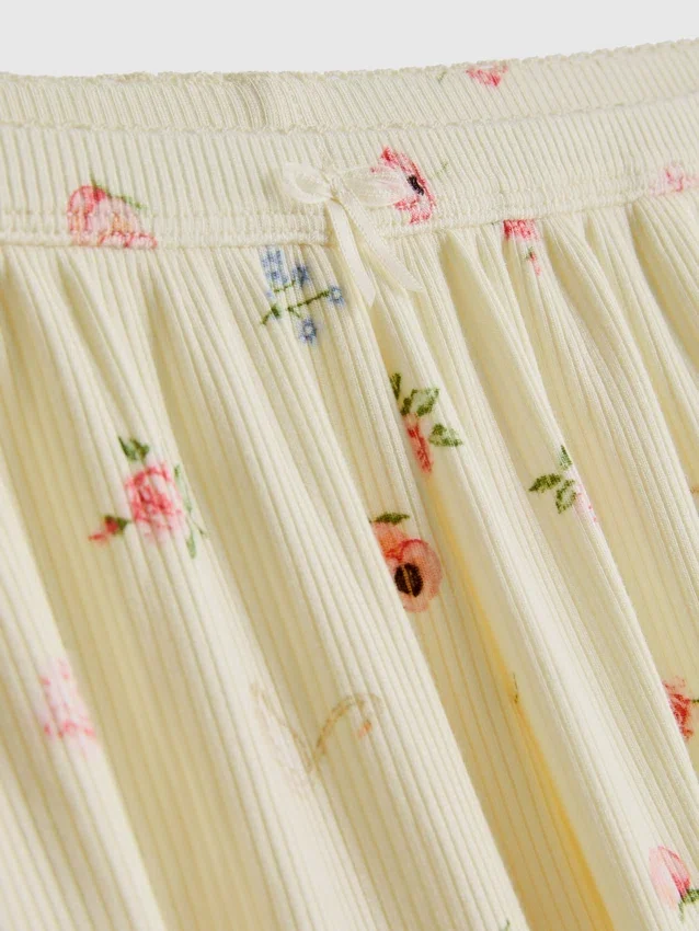 Ribbade pyjamashorts med blommönster