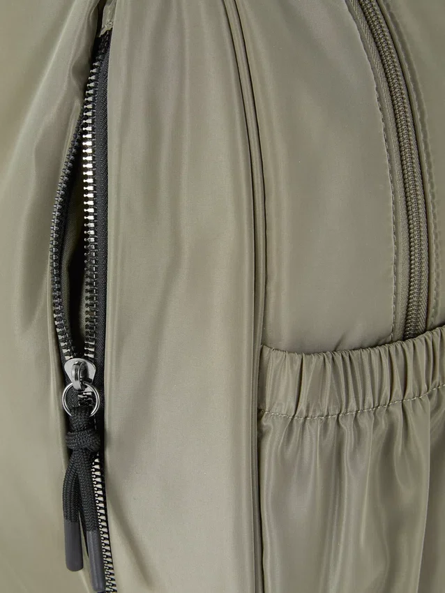Ryggsäck i polyester