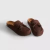 Sandaler i imitationsmocka med tofsar