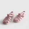 Sandaler i jelly-stil med burdesign