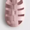 Sandaler i jelly-stil med burdesign