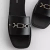 Sandaler i konstläder