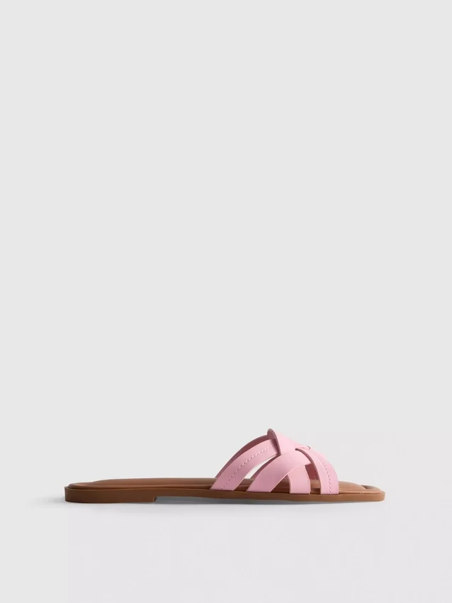 Sandaler i vävt konstläder