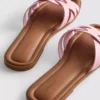 Sandaler i vävt konstläder