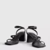 Sandaler med bred passform och blockklack