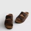 Sandaler med dubbla remmar