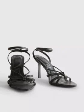 Sandaler med knutna klackskor från Paula Echevarría