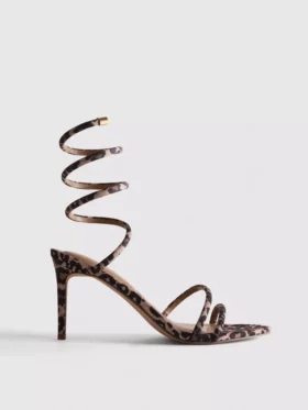 Sandaler med spiralformad klackskor i leopardmönster