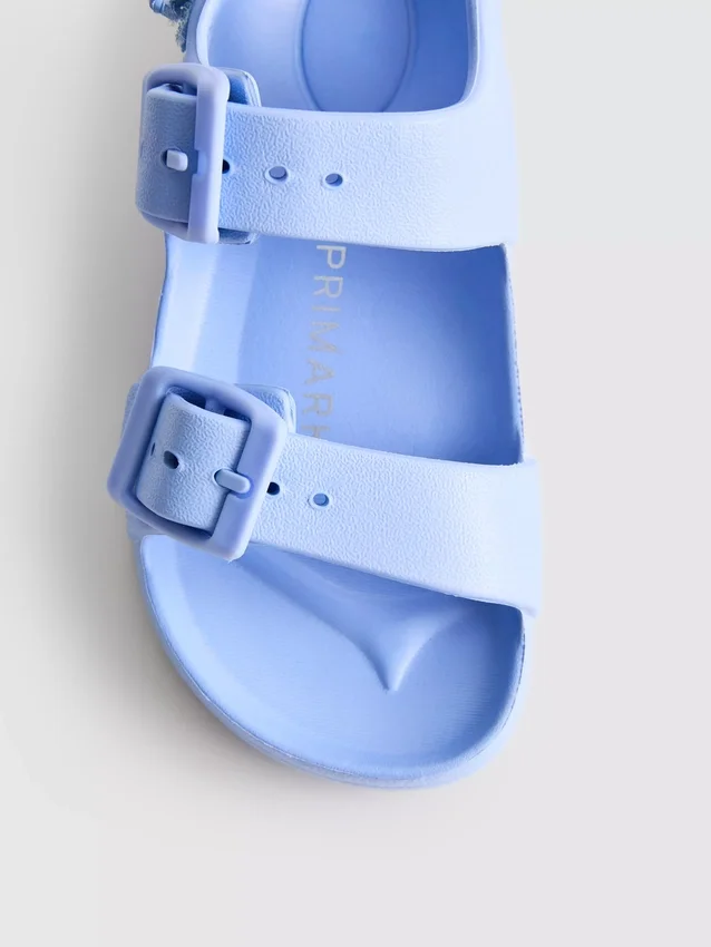 Sandaler med spänne